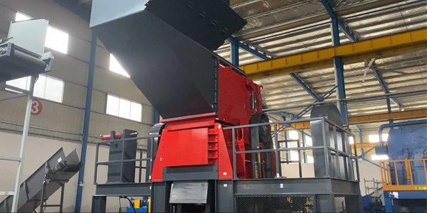 高效破碎，綠色回收，選擇沖壓廢料破碎機