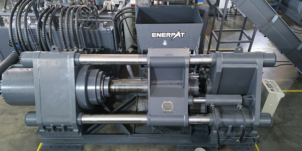 恩派特大型銅屑壓餅機(jī)——高產(chǎn)能、低能耗，重塑銅屑處理新格局！