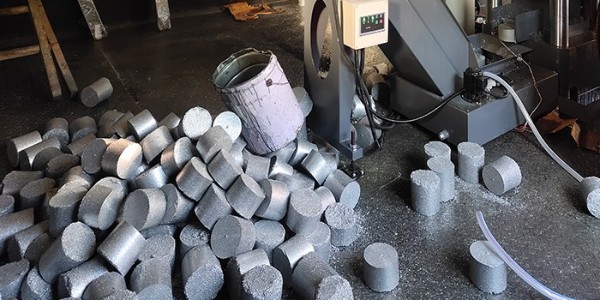 鐵屑壓餅機多少錢一臺？鐵屑壓餅機價格及優點分析