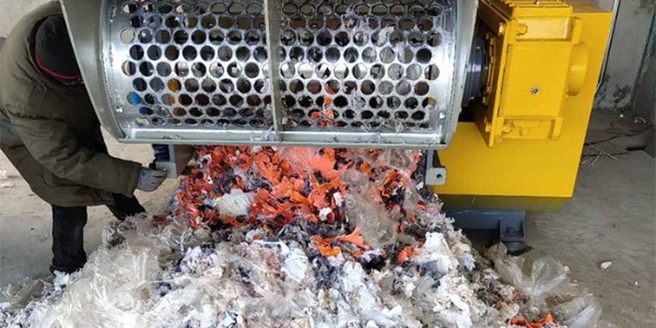 廢舊噸包袋回收處理設(shè)備 恩派特噸包袋撕碎機(jī)