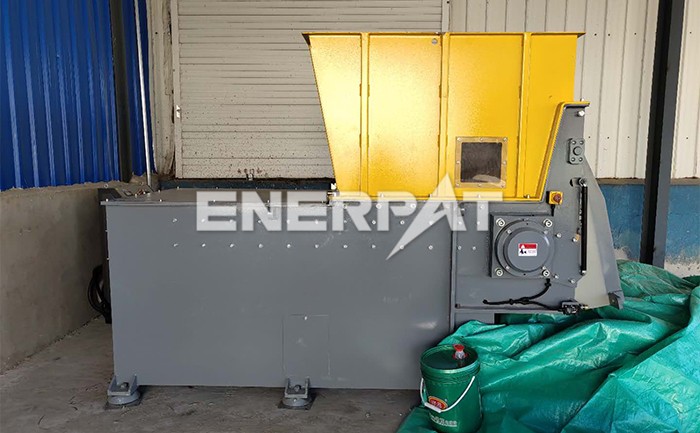 塑料撕碎機(jī)