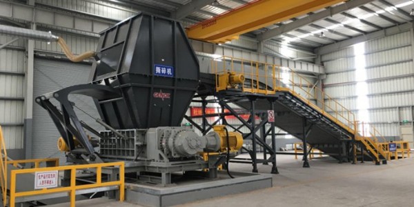 空調外殼難處理？空調外殼撕碎機生產線帶你了解處理全程