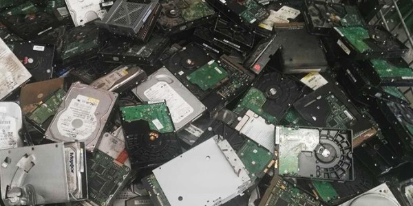 涉密電腦硬盤銷毀不徹底？還得電腦硬盤撕碎機(jī)來幫忙