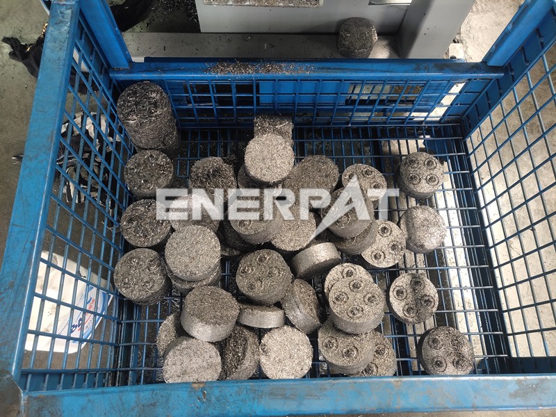 含油鋁屑?jí)猴灆C(jī)