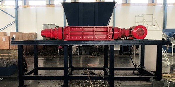 破布料堆積污染大難回收？恩派特破布撕碎機來助力！