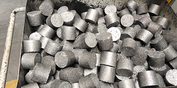 廢屑回收高效、環保，選擇液壓鋁屑壓餅機