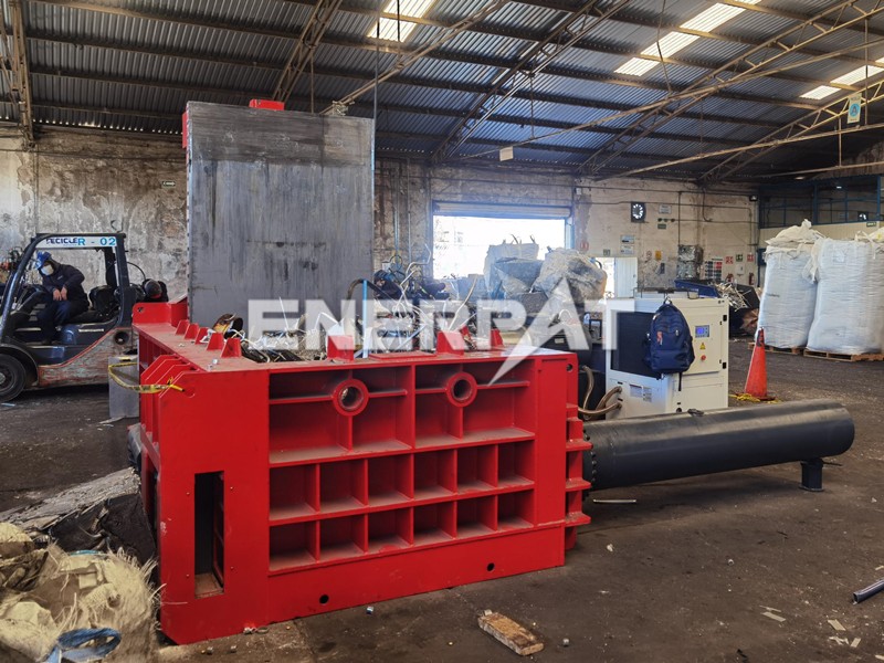 鋁合金壓塊機(jī)