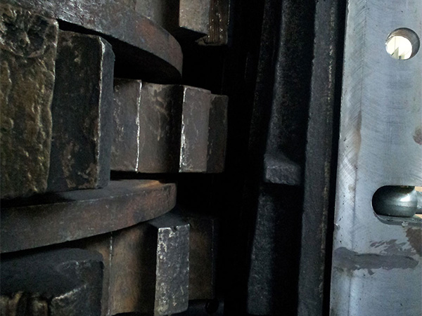 立式破碎機細節(jié)5