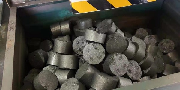 鐵屑?jí)猴灆C(jī)立式好還是臥式好？怎么選擇？